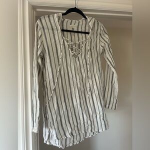 Billabong 100% cotton long sleeve beach coverup size S